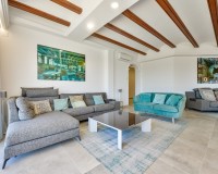 Resale - Villa - Altea