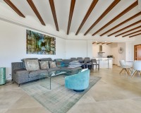 Resale - Villa - Altea