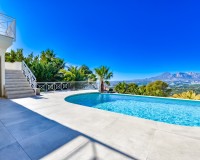 Resale - Villa - Altea