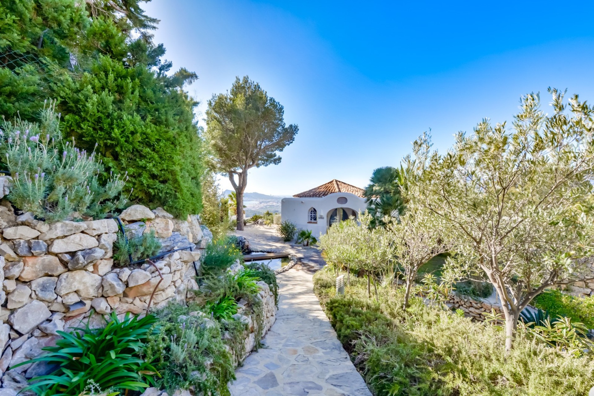 Resale - Villa - Altea
