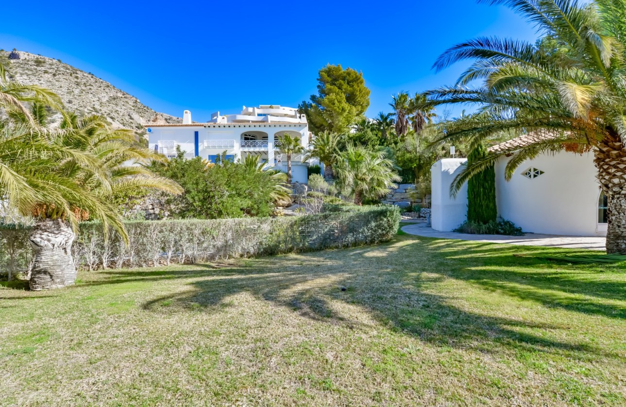 Resale - Villa - Altea
