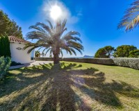 Resale - Villa - Altea