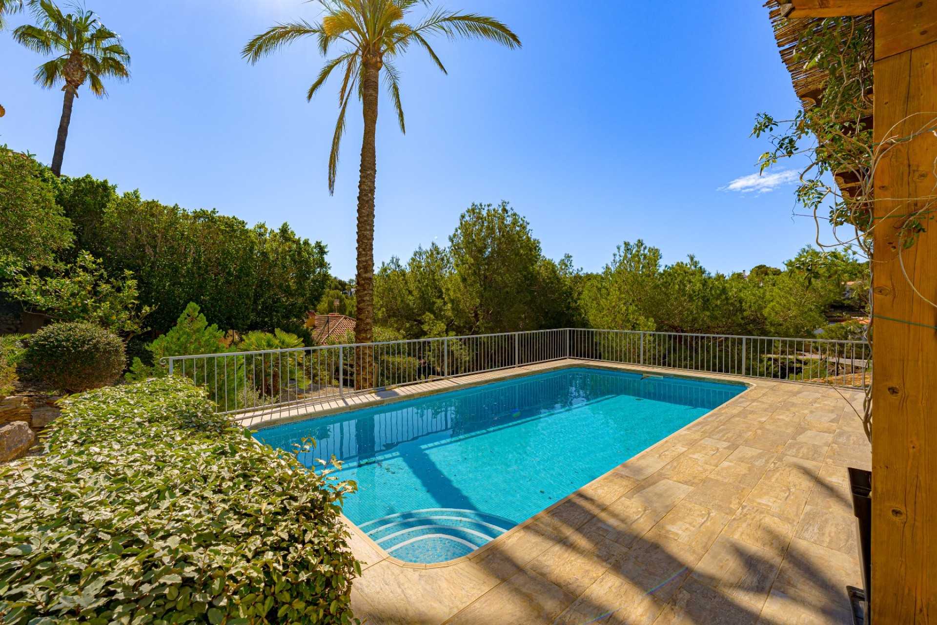 Resale - Villa - Altea