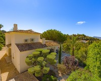 Resale - Villa - Altea