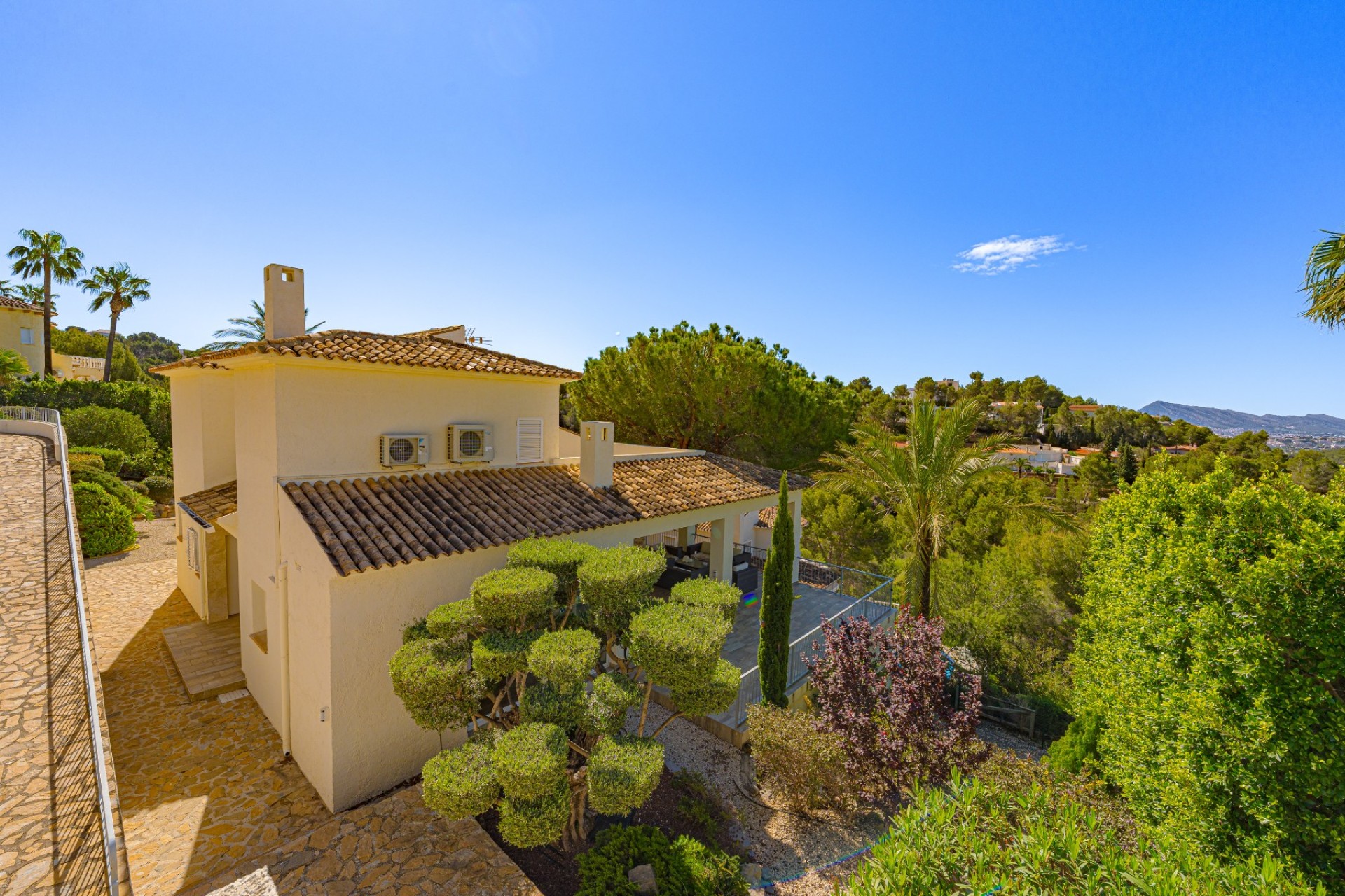 Resale - Villa - Altea