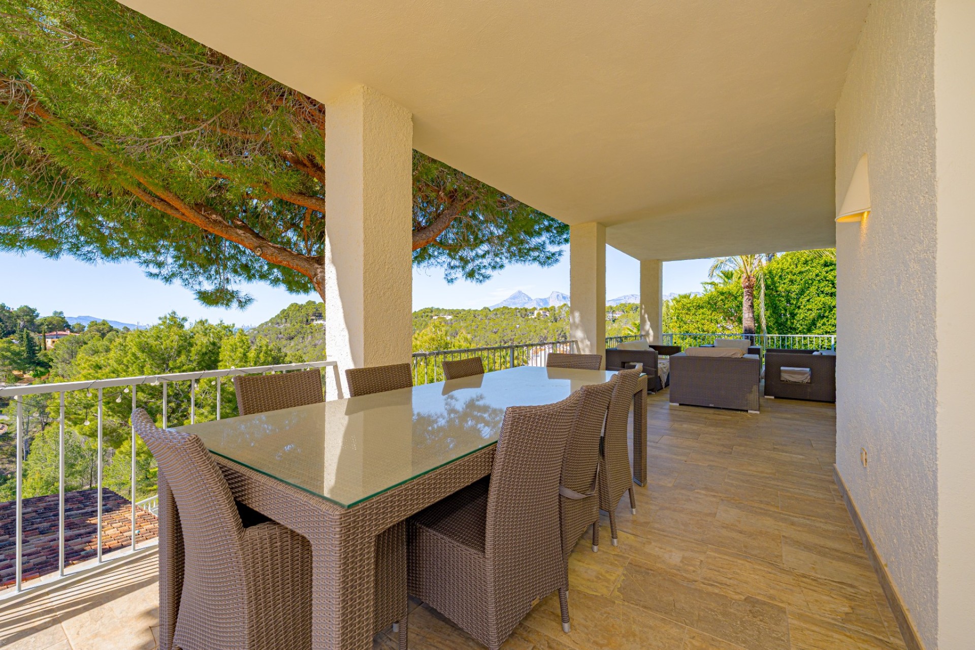Resale - Villa - Altea