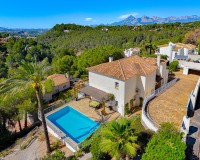 Resale - Villa - Altea