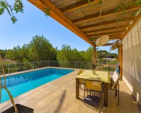 Resale - Villa - Altea