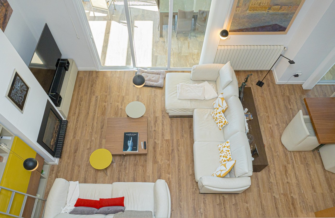Resale - Villa - Altea