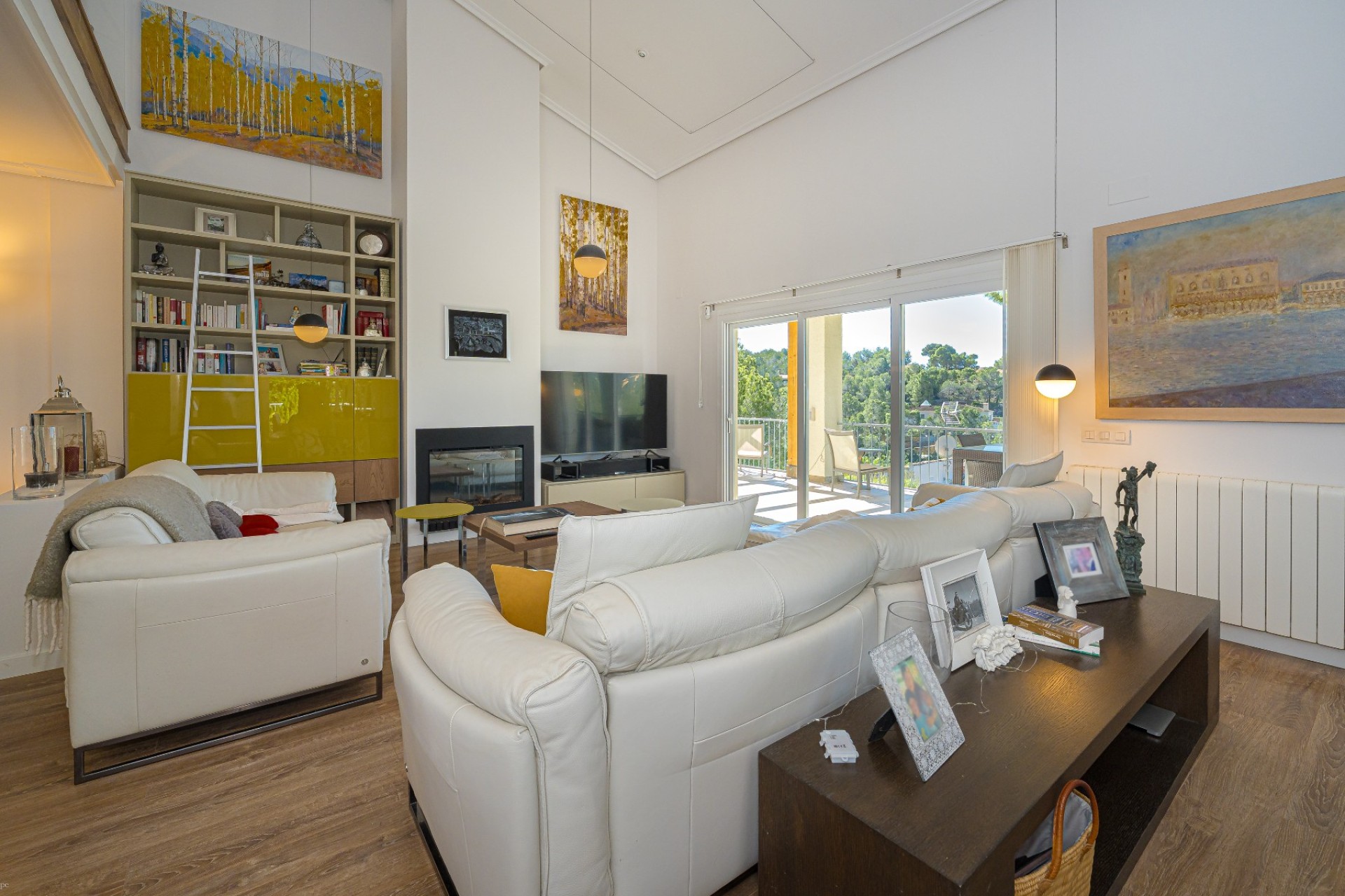 Resale - Villa - Altea
