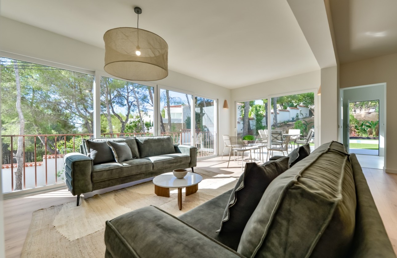 Resale - Villa - Altea