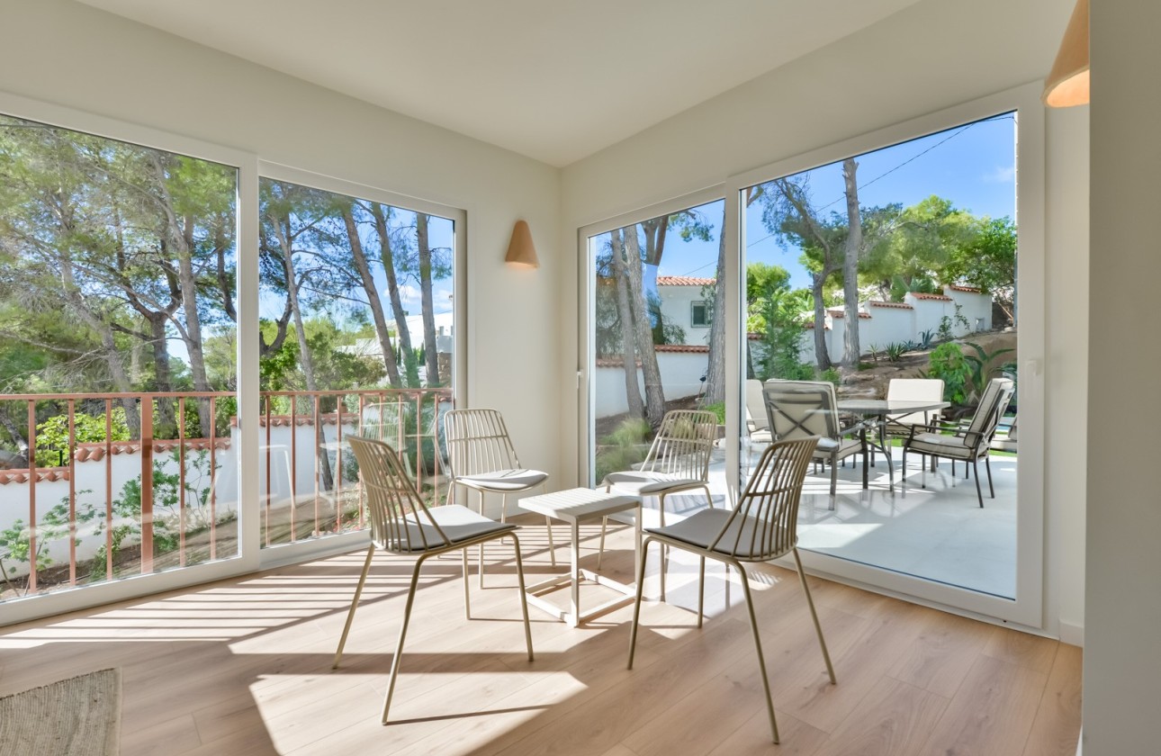 Resale - Villa - Altea