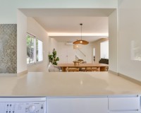 Resale - Villa - Altea