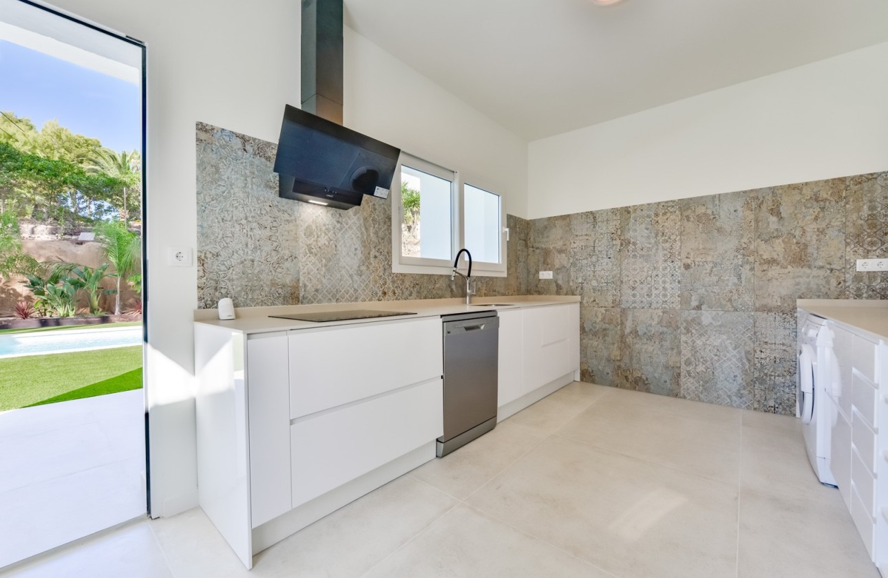 Resale - Villa - Altea