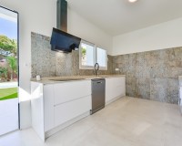 Resale - Villa - Altea