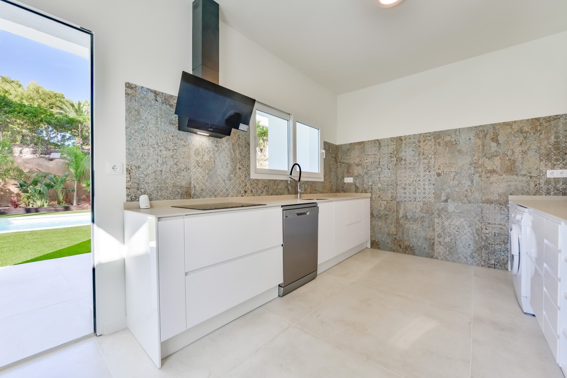 Resale - Villa - Altea
