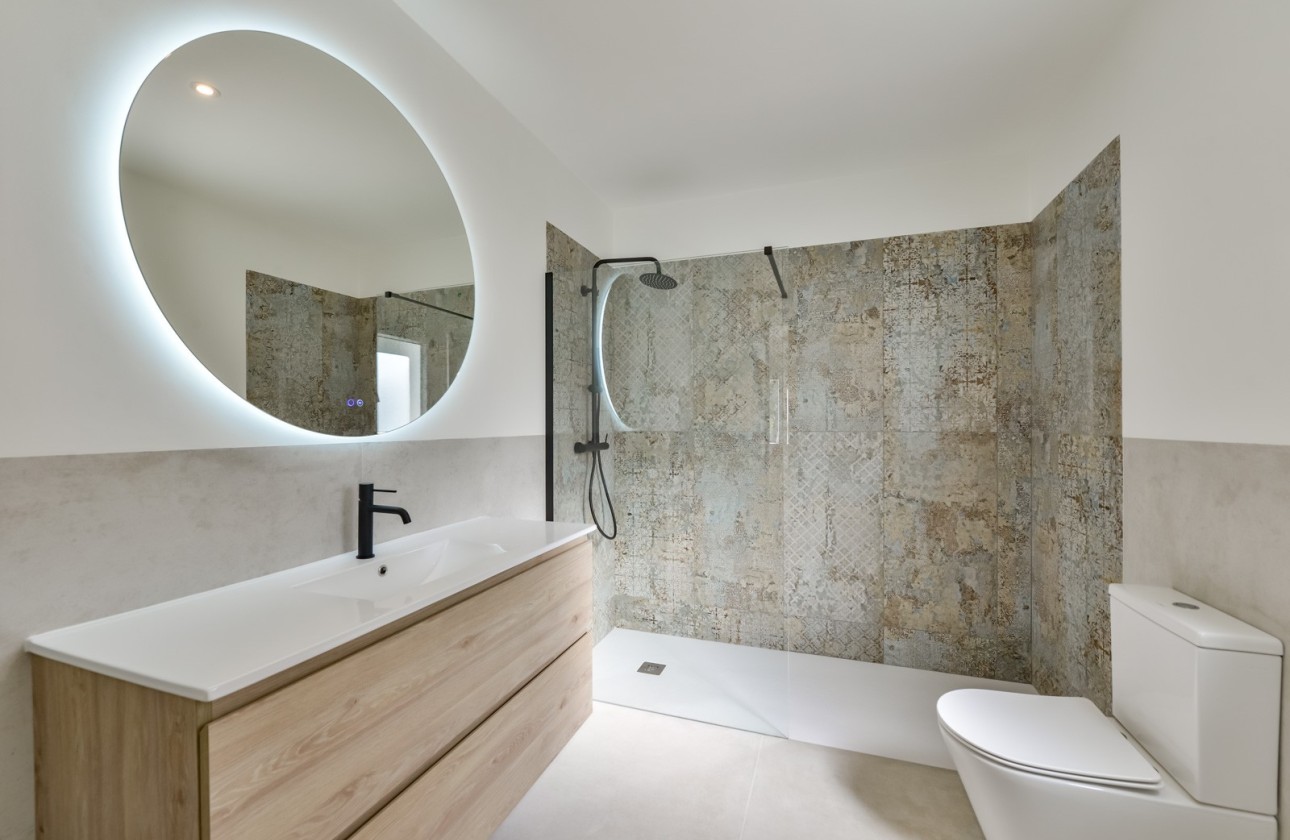 Resale - Villa - Altea