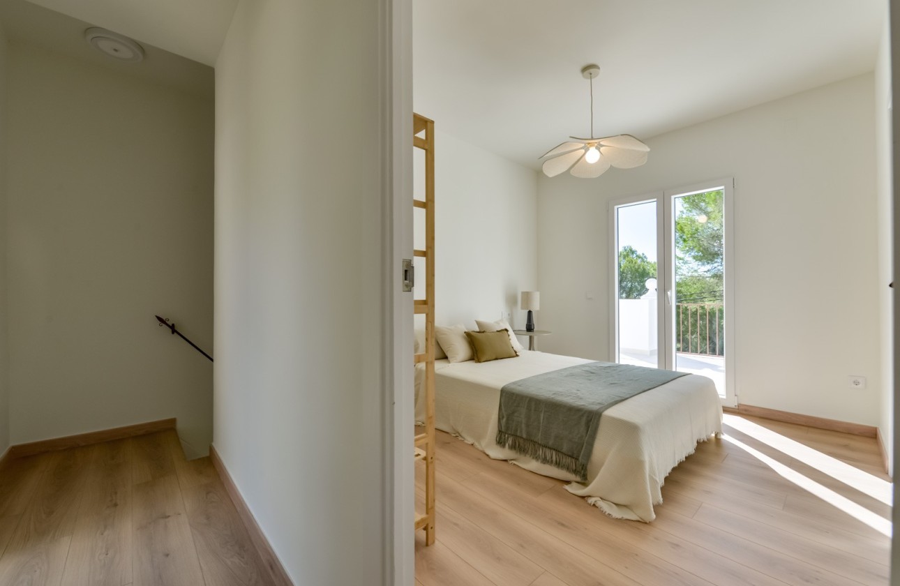 Resale - Villa - Altea
