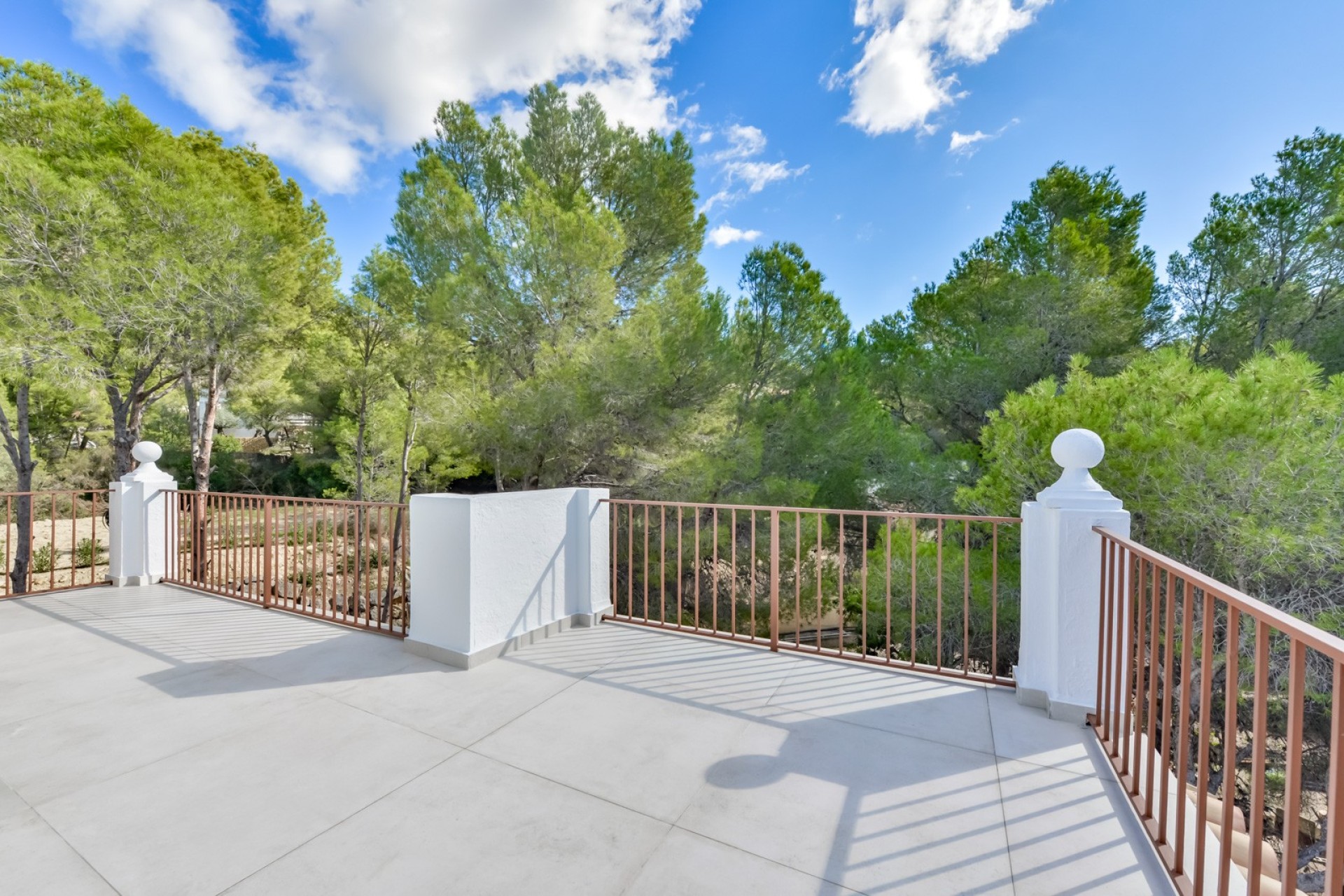 Resale - Villa - Altea