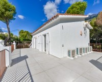 Resale - Villa - Altea