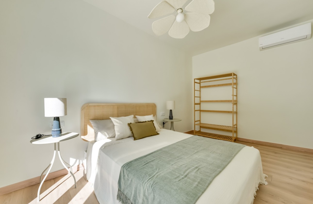 Resale - Villa - Altea