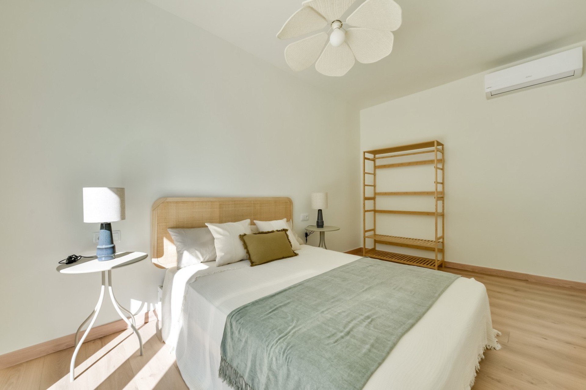 Resale - Villa - Altea