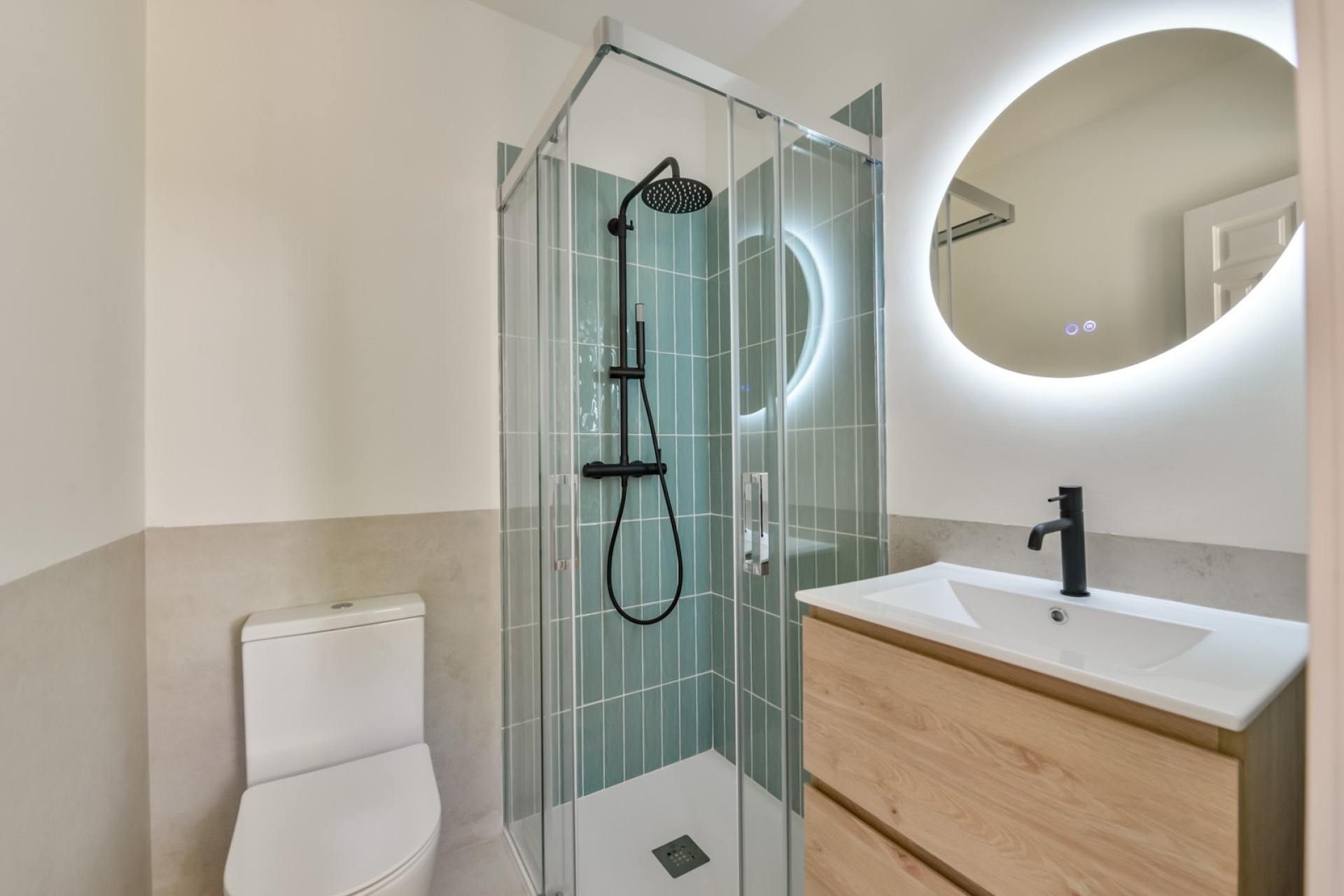 Resale - Villa - Altea