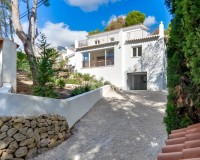 Resale - Villa - Altea