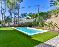 Resale - Villa - Altea