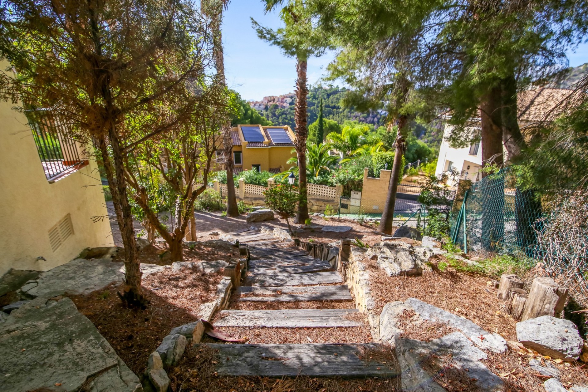 Resale - Villa - Altea