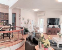 Resale - Villa - Altea