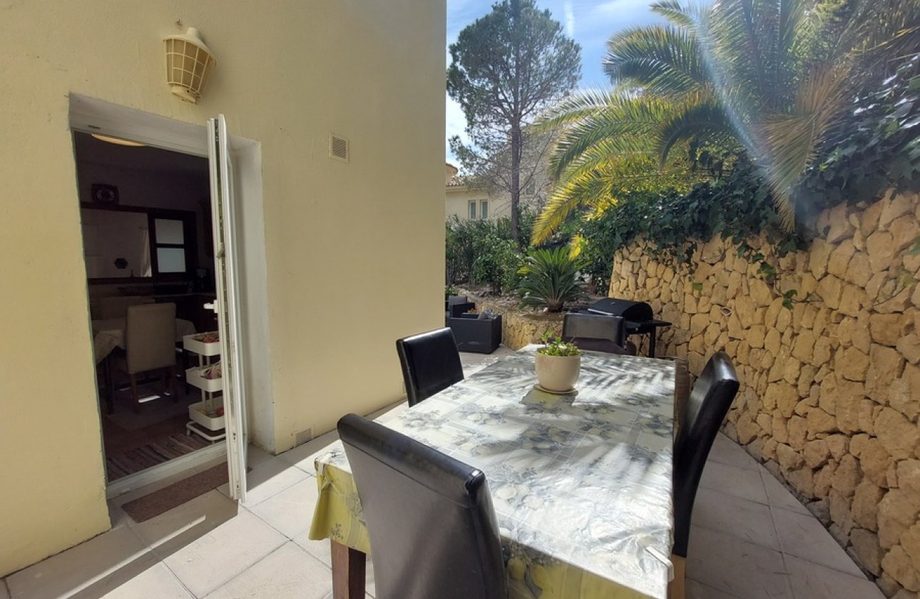 Resale - Villa - Altea