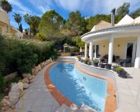 Resale - Villa - Altea