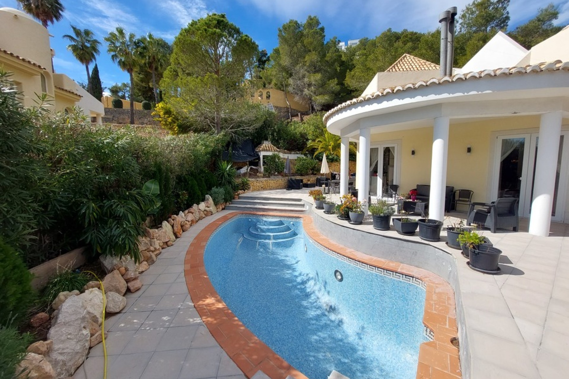 Resale - Villa - Altea