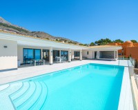 Resale - Villa - Altea