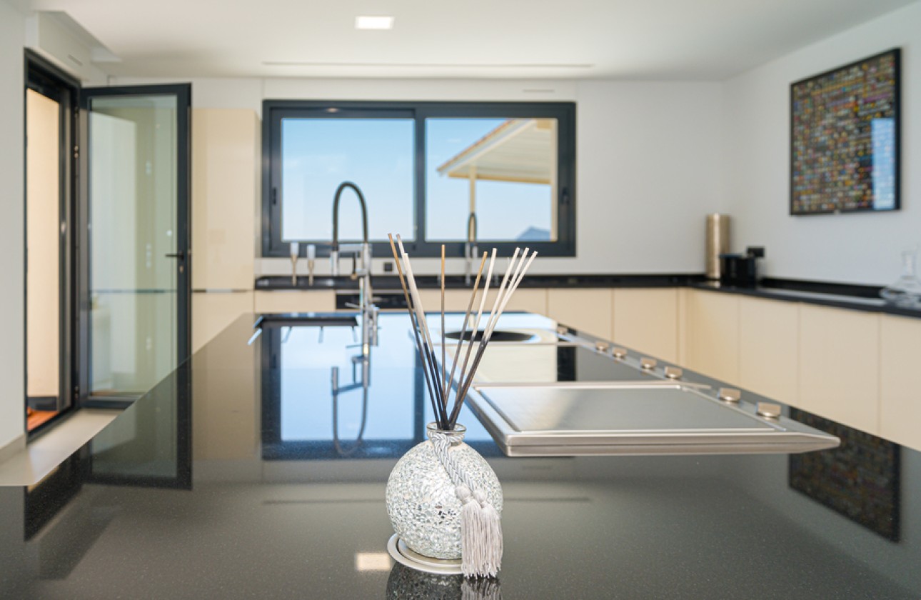 Resale - Villa - Altea