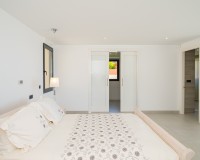 Resale - Villa - Altea