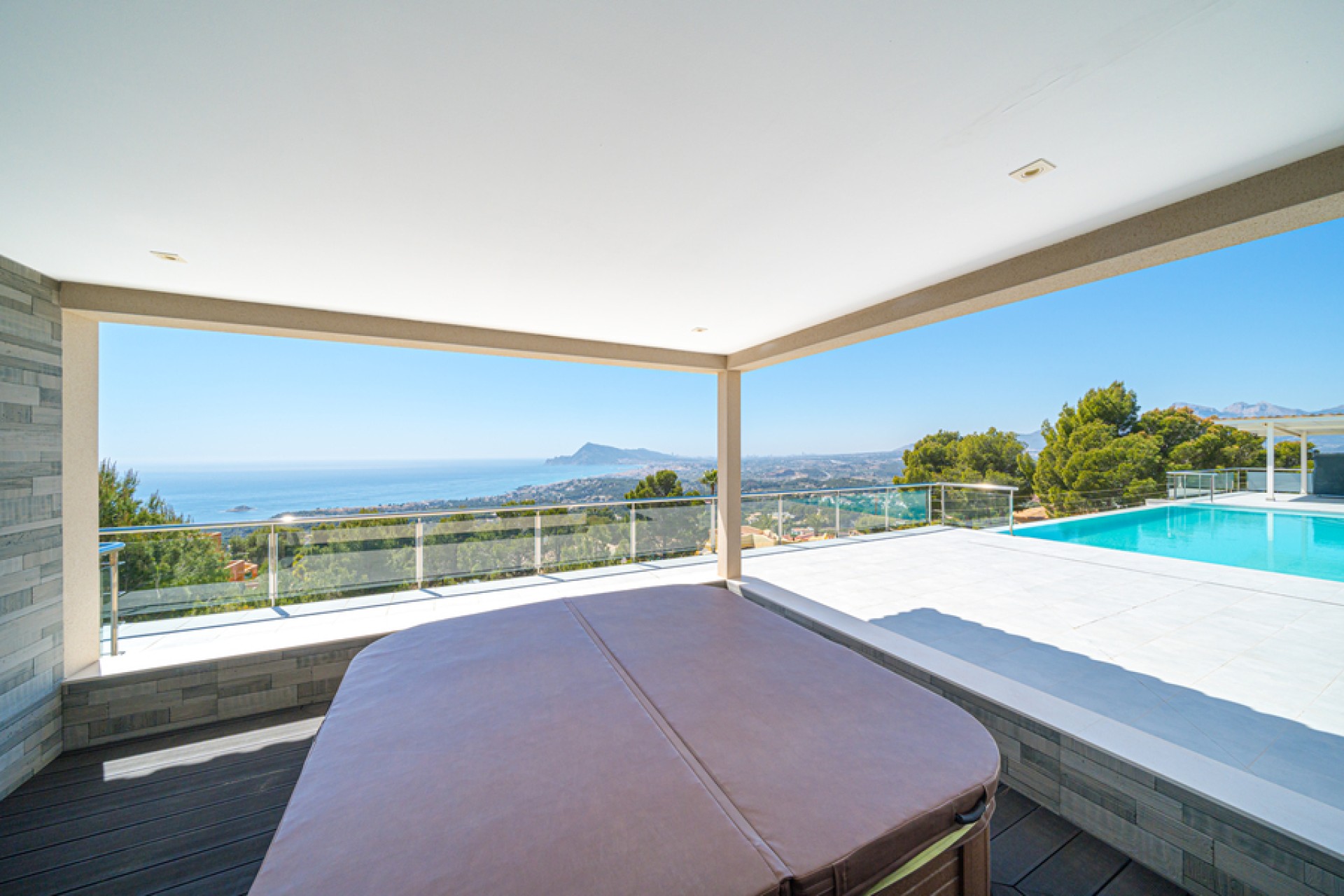 Resale - Villa - Altea