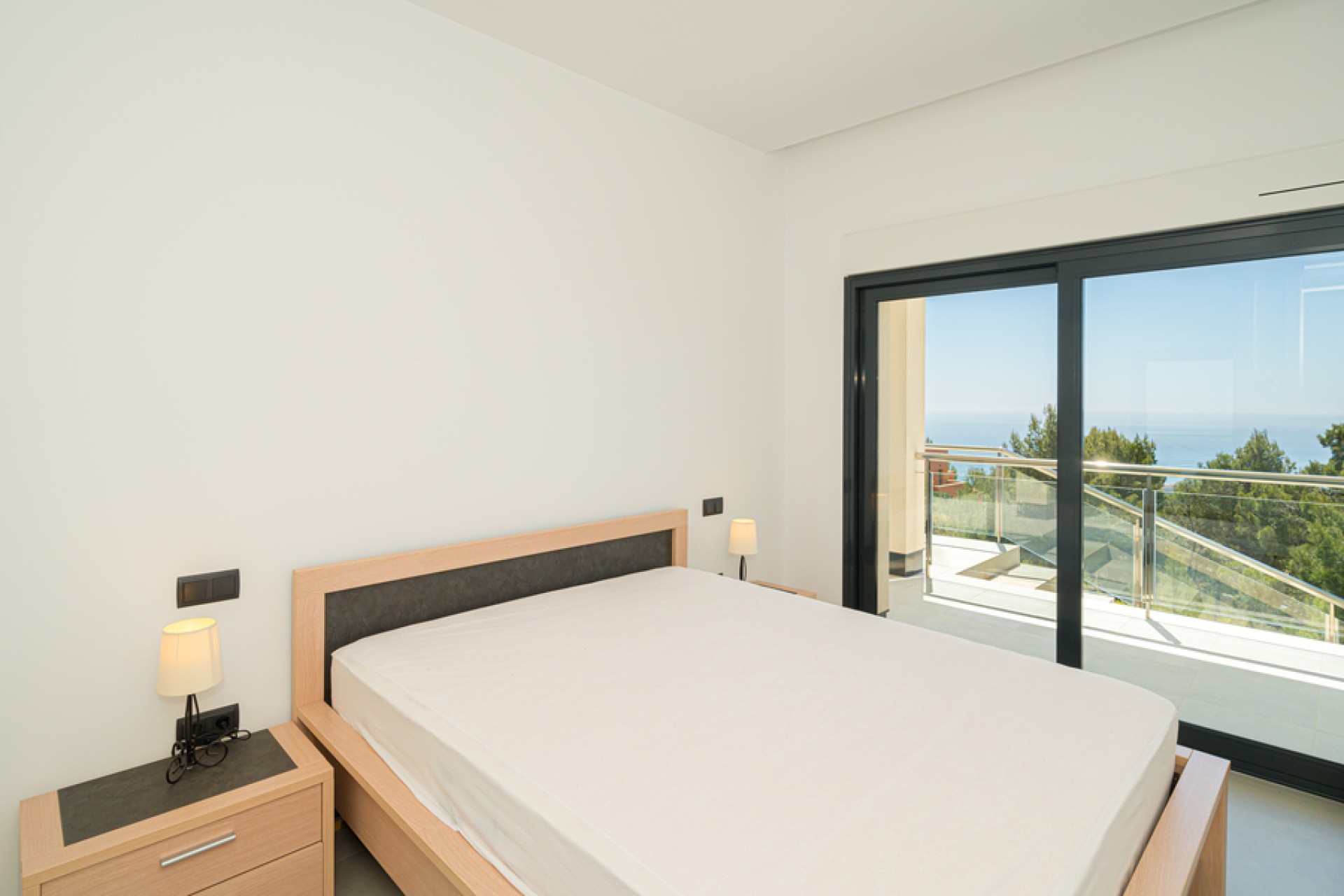 Resale - Villa - Altea