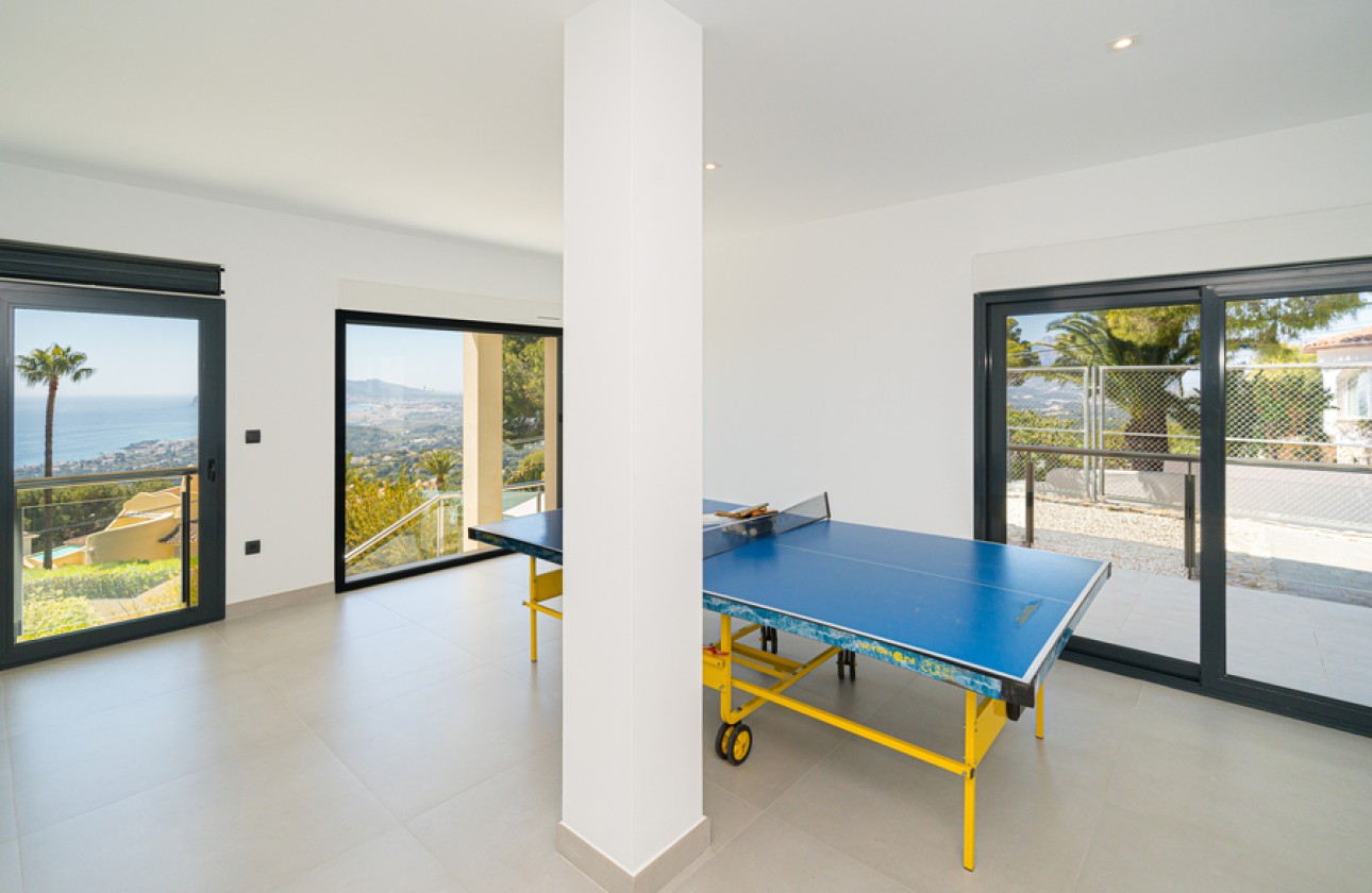 Resale - Villa - Altea
