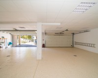 Resale - Villa - Altea