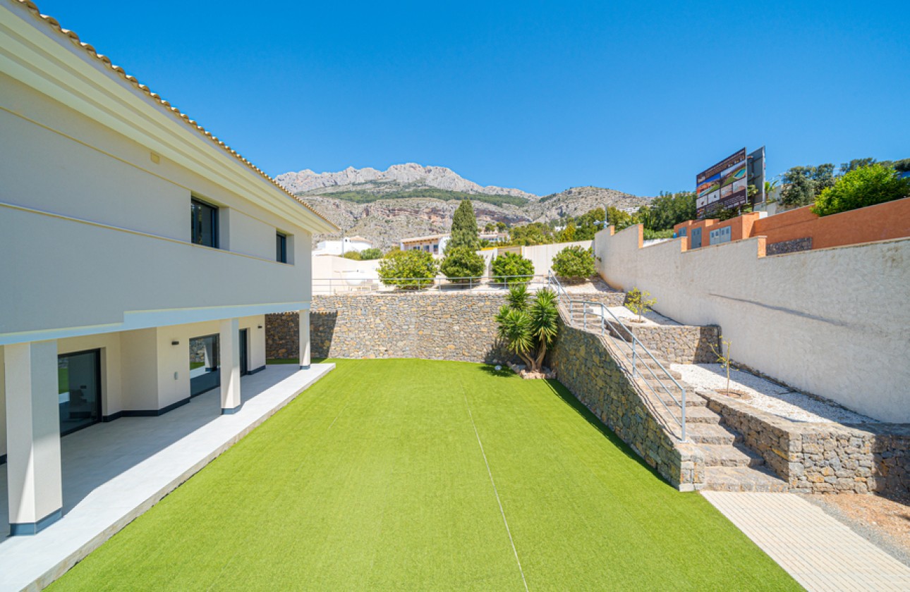 Resale - Villa - Altea