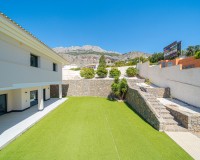 Resale - Villa - Altea