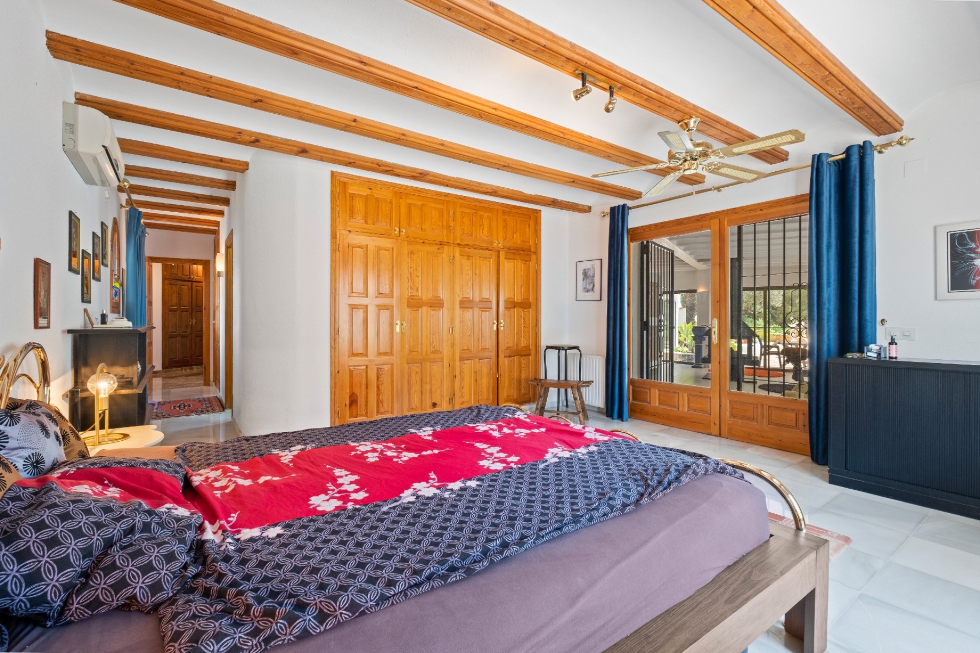 Resale - Villa - Altea