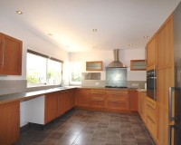 Resale - Villa - Altea
