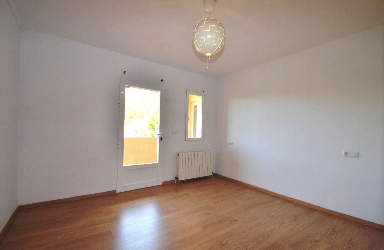Resale - Villa - Altea