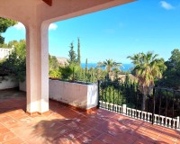 Resale - Villa - Altea