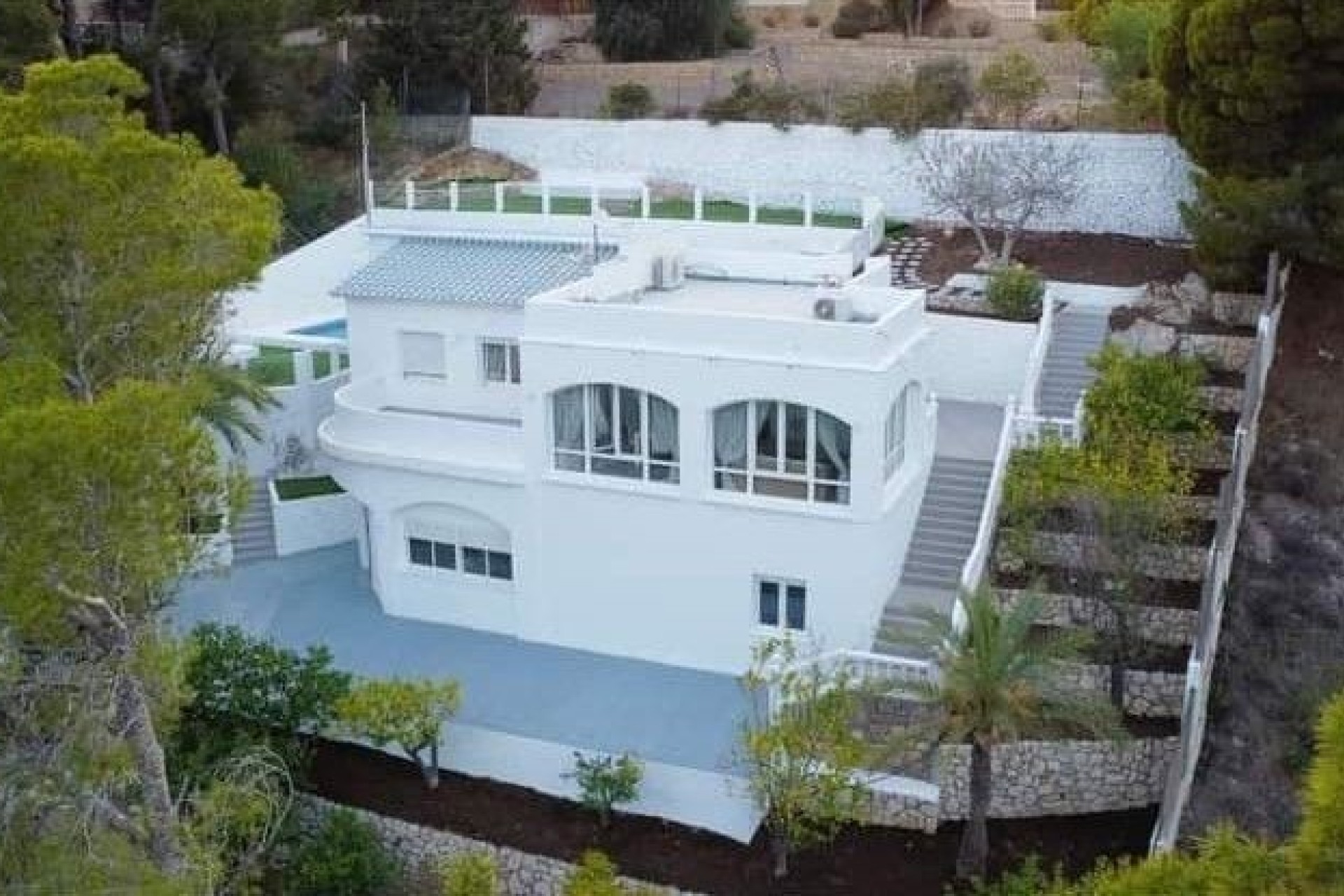 Resale - Villa - Altea