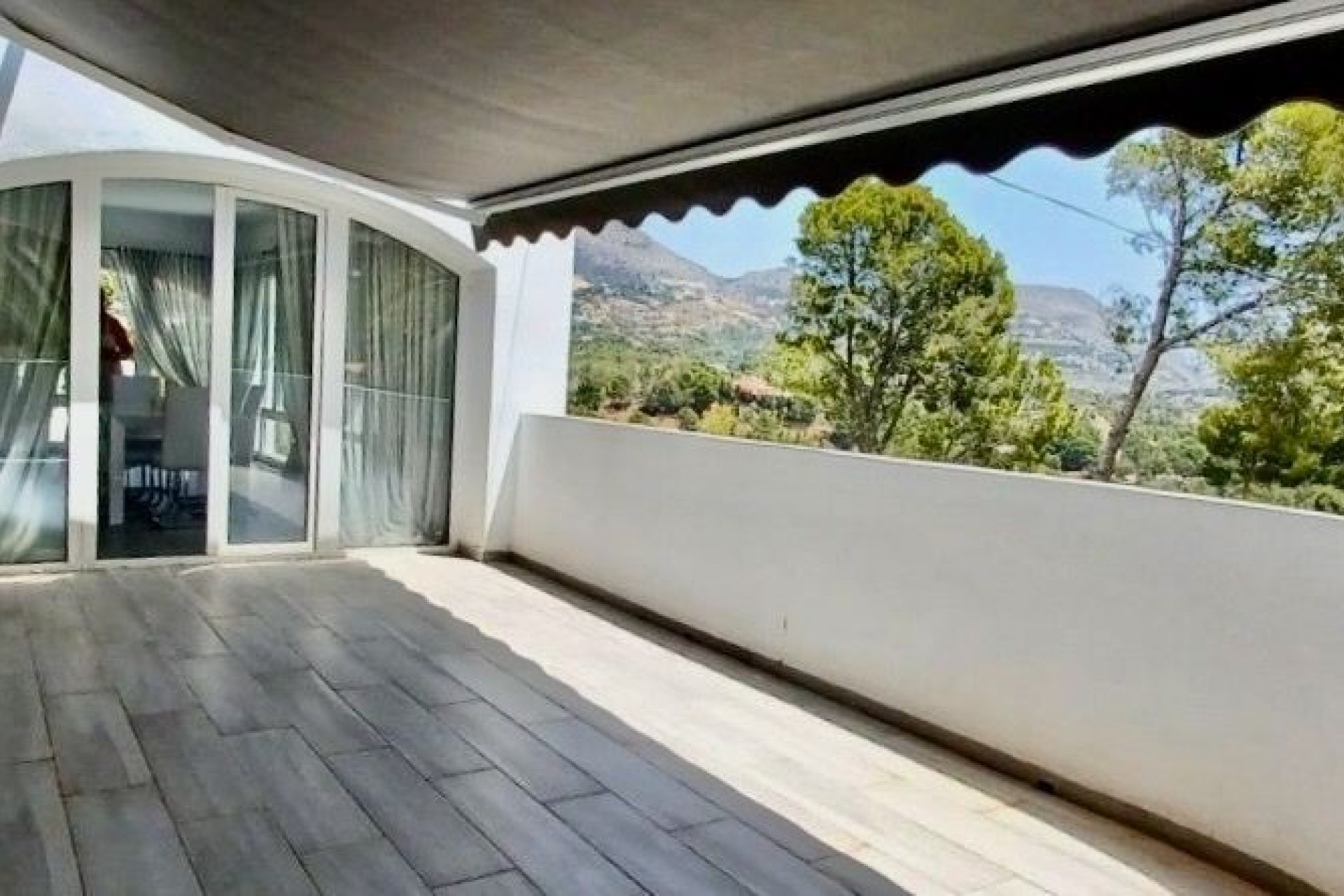 Resale - Villa - Altea
