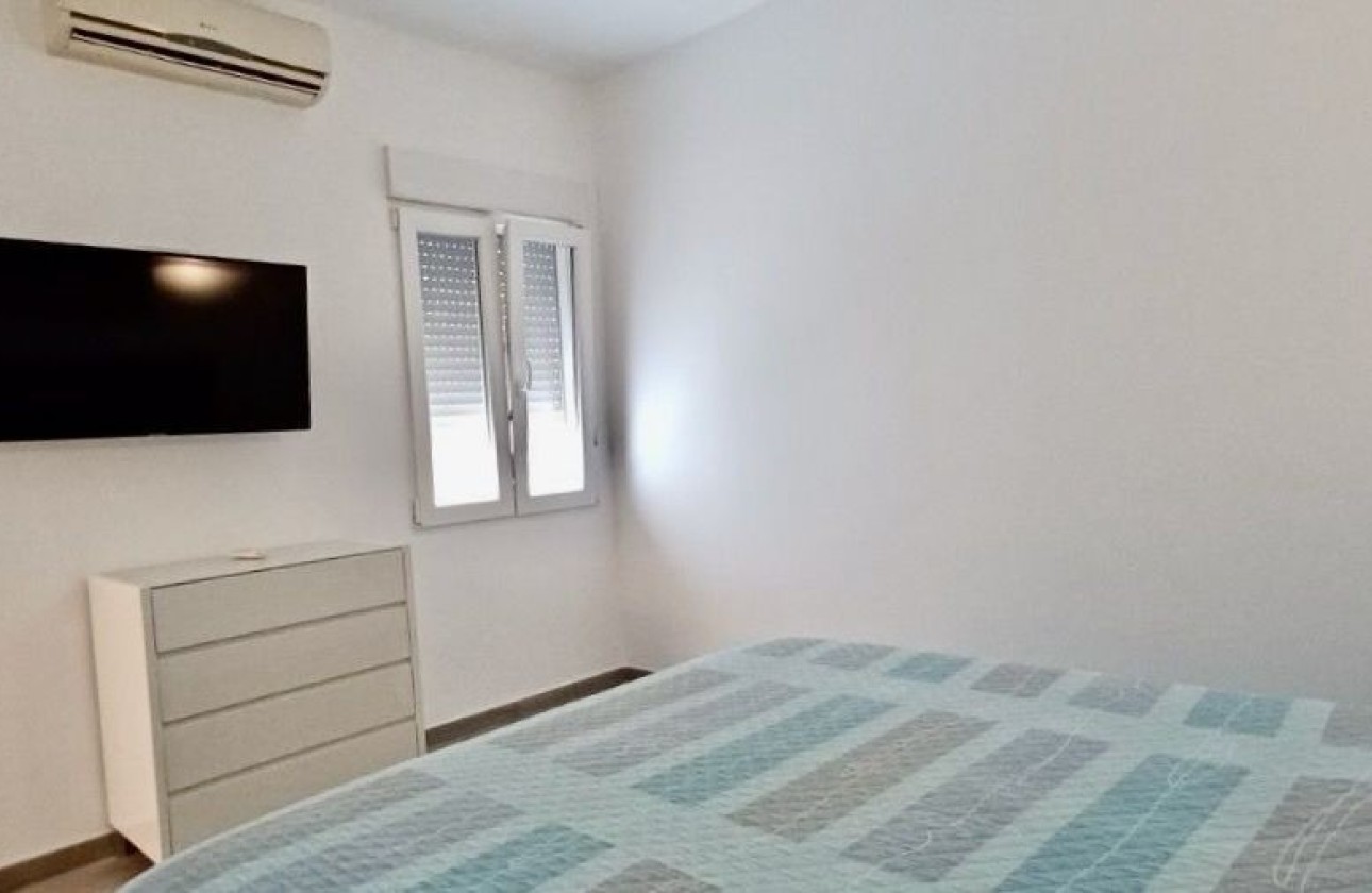 Resale - Villa - Altea